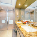 THE ULTIMATE GUIDE TO CHOOSING THE RIGHT HOME RENOVATION CONTRACTOR